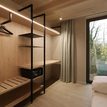 Met Jacuzzi - 8 Personen - Woodz Heusden-Zolder